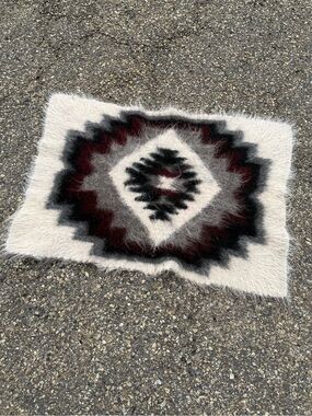Vintage MCM 31x44" Thick Handmade Gray Beige Woven Wool Geometric Patterned Rug